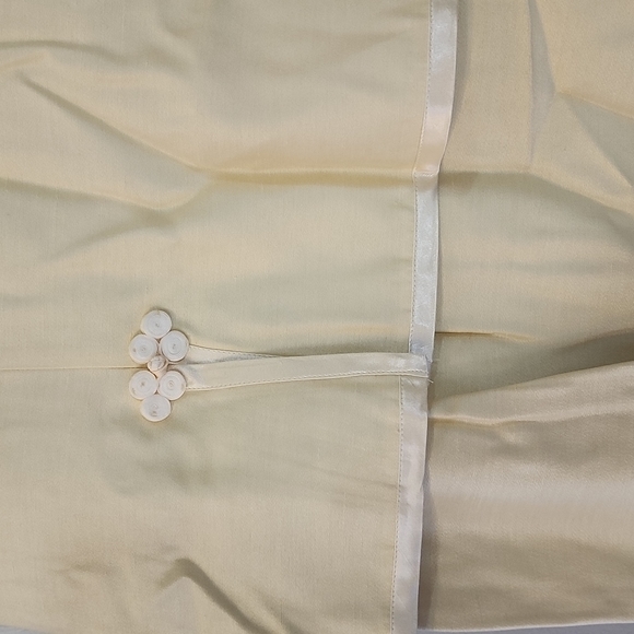 Virgo II Yellow Dress - Picture 3 of 6